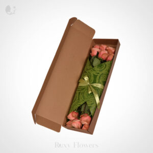 Cutie cu trandafiri somon