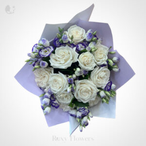 Buchet floral cu trandafiri și eustoma - Armonie Alb Mov