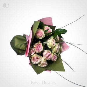 Buchet floral cu 13 trandafiri - Admirație Secretă